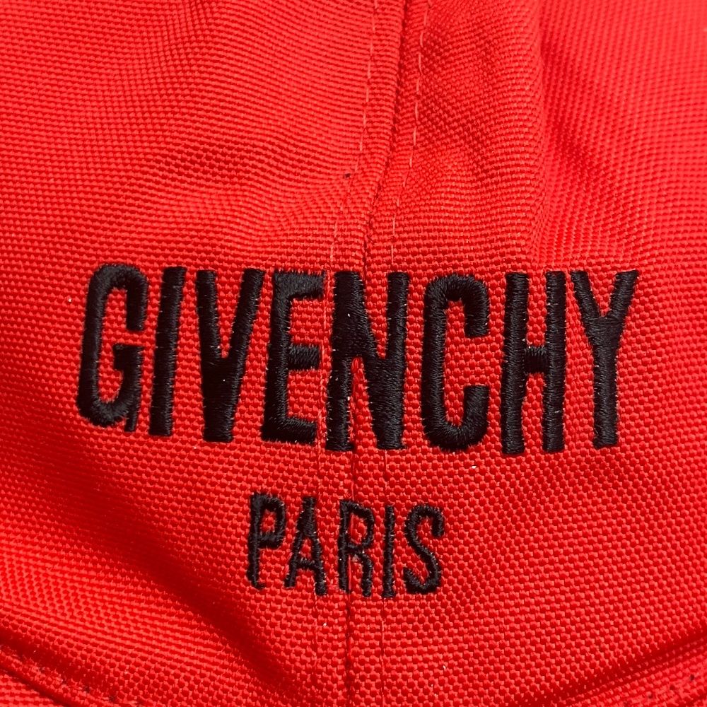 Givenchy Logo SnapBack Cap - Picture 3 of 7